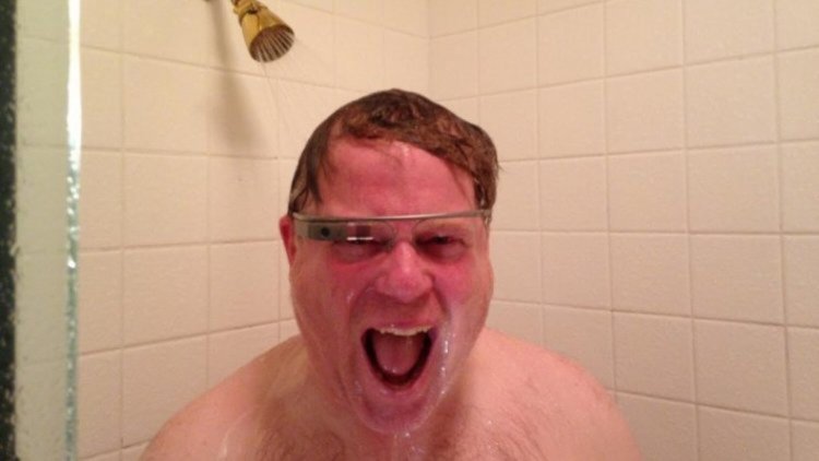 Microsoft следует отказаться от Windows Phone в пользу Android. Microsoft следует отказаться от Windows Phone в пользу Android. Фото.