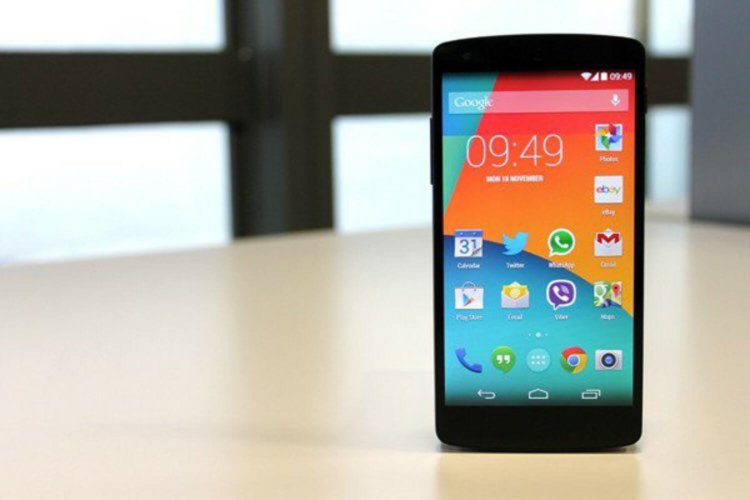 Android — для юных гениев, iPhone — для начинающих. Android. Фото.