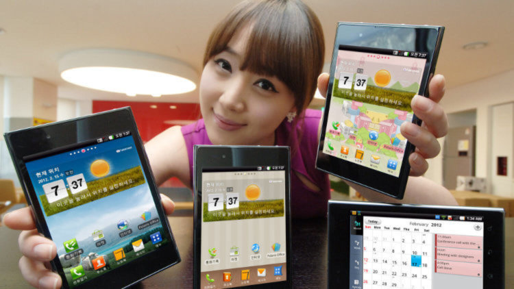 4 шага на пути вытеснения планшетов фаблетами. 4. Фаблеты увеличили время, проводимое пользователями в социальных сетях и приложениях для текстовой переписки. 4 шага на пути вытеснения планшетов фаблетами. 4. Фаблеты увеличили время, проводимое пользователями в социальных сетях и приложениях для текстовой переписки. Фото.