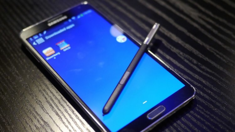 Особенности, в которых нуждается идеальный Galaxy Note 4. Полезный стилус. Фото.