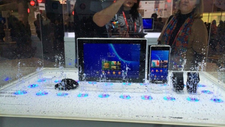 5 причин ненавидеть Xperia Z2. Зачем, Sony? 5 причин ненавидеть Xperia Z2. Зачем, Sony? Фото.