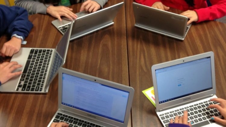 С Chromebook учиться удобнее, чем с iPad. С Chromebook учиться удобнее, чем с iPad. Фото.