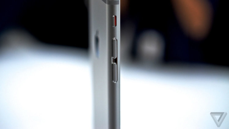iPhone 6: опоздавшая революция. Дисплей и корпус. Фото.