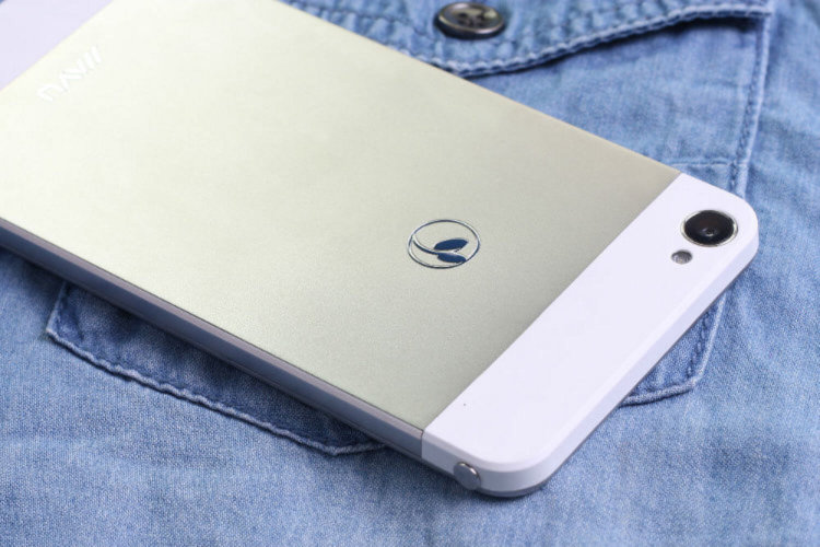 Ребрендинг. Неизвестные имена десяти известных китайских смартфонов. Фото.