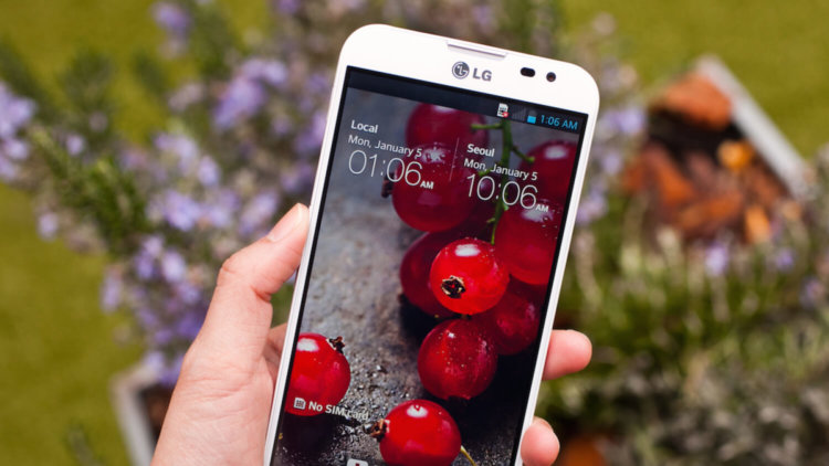 5 бывших флагманов, которыми по-прежнему не стыдно пользоваться. LG Optimus G Pro. 5 бывших флагманов, которыми по-прежнему не стыдно пользоваться. LG Optimus G Pro. Фото.