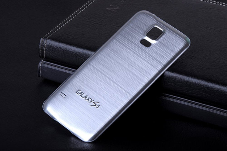 Samsung A300: бюджетный и металлический. Samsung A300: бюджетный и металлический. Фото.