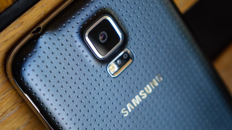На что жалуются владельцы Samsung Galaxy S5? Фото.