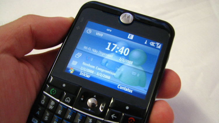 Телефоны, которые навсегда останутся в наших сердцах. Motorola Q. Телефоны, которые навсегда останутся в наших сердцах. Motorola Q. Фото.