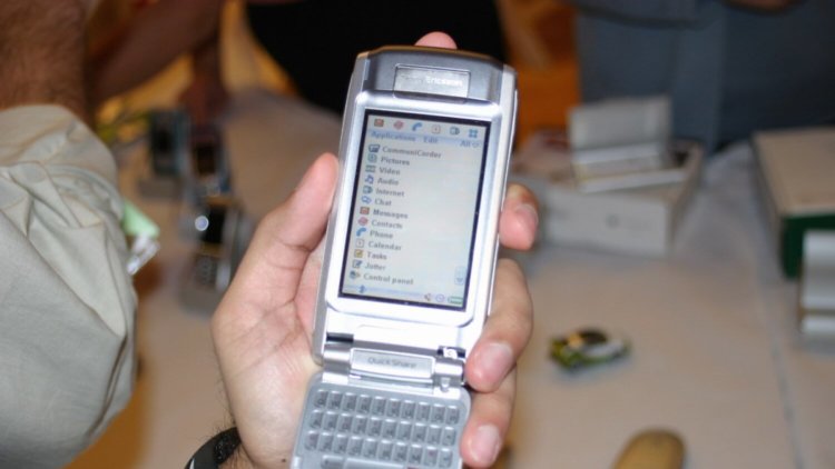 Телефоны, которые навсегда останутся в наших сердцах. Sony Ericsson P910. Телефоны, которые навсегда останутся в наших сердцах. Sony Ericsson P910. Фото.