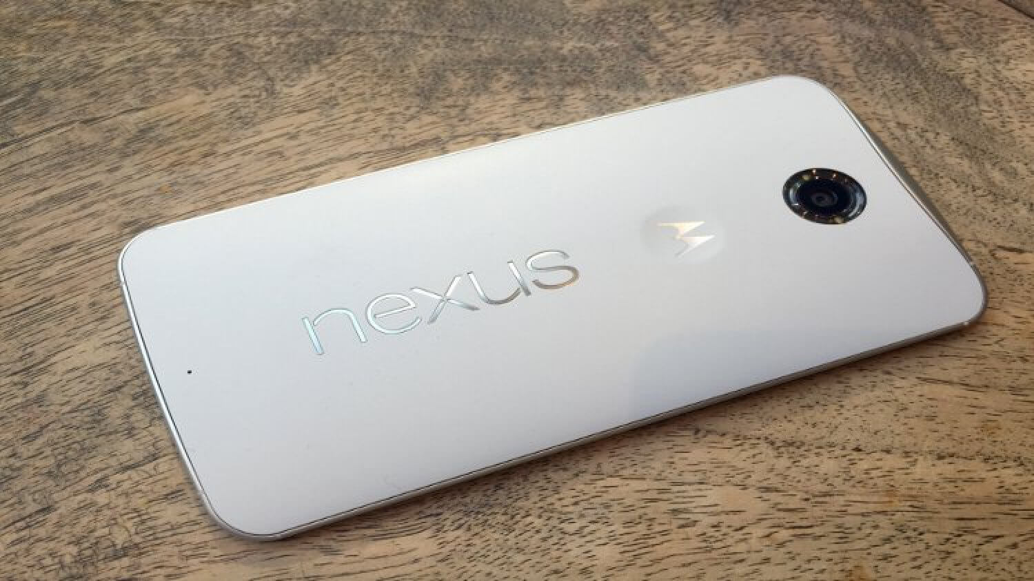 Nexus 6 и 5. Как смартфоны Google изменились за год? Фото.