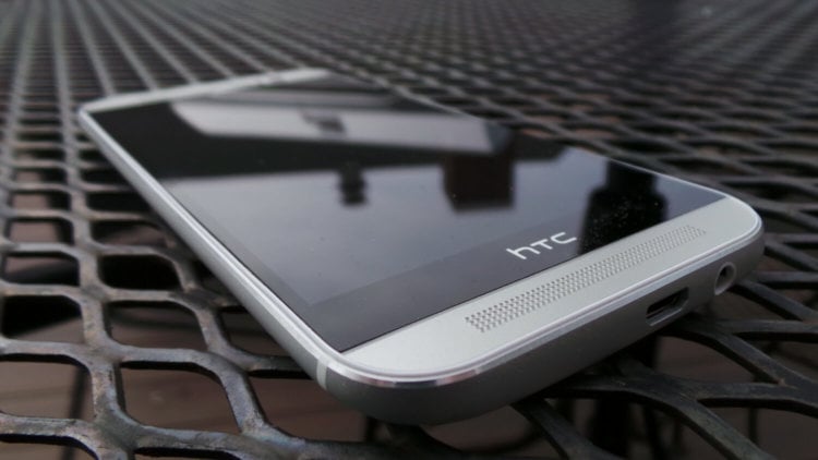Новый Sense 7 могут получить почти все смартфоны HTC в следующем году. Фото.