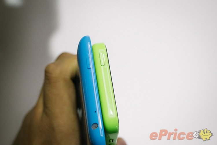 Meizu M1Note: Сравнение клона iPhone 5c с оригиналом. Meizu M1Note: Сравнение клона iPhone 5c с оригиналом. Фото.