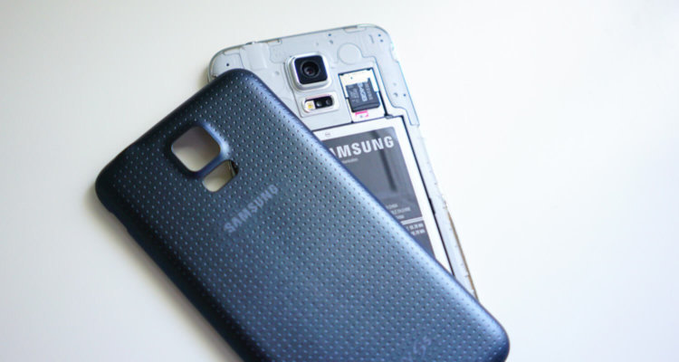 От чего вы отказываетесь, выбирая iPhone вместо Android-устройств. «Рут», модификации и другие особенности. От чего вы отказываетесь, выбирая iPhone вместо Android-устройств. «Рут», модификации и другие особенности. Фото.