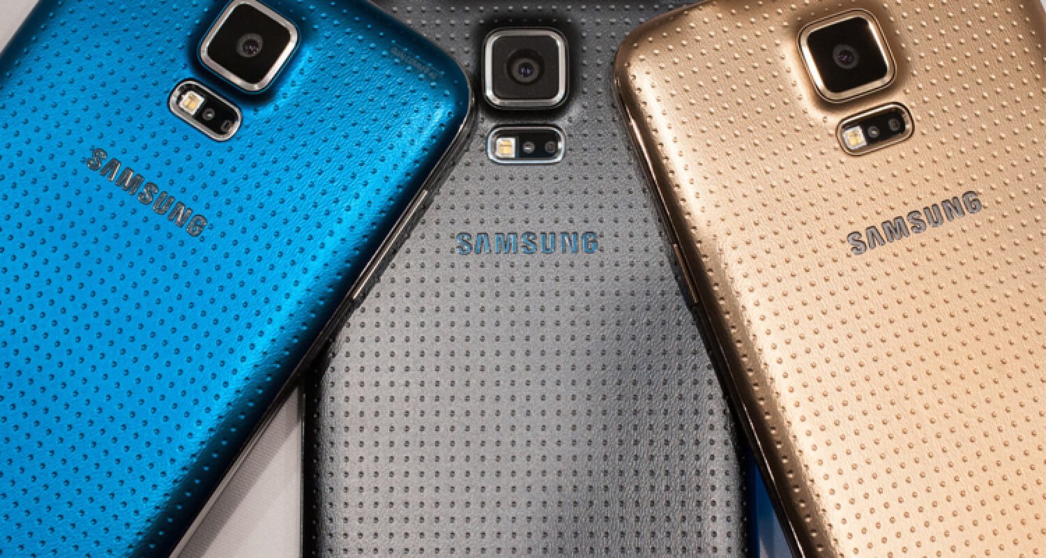 Какой смартфон получит звание «лучшего» в 2015 году? Samsung Galaxy S5. Фото.