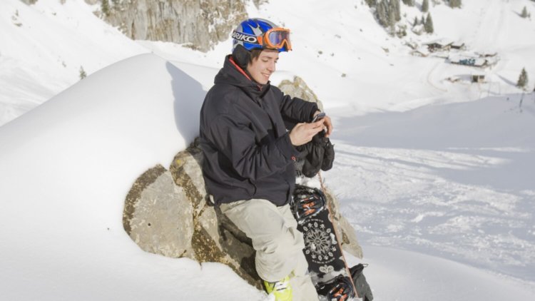 Смартфоны, с которыми не придётся мёрзнуть зимой. Смартфоны, с которыми не придётся мёрзнуть зимой. Фото.