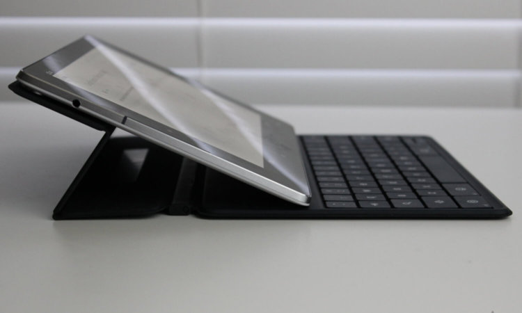 Обзор официального чехла от Google для Nexus 9. Обзор официального чехла от Google для Nexus 9. Фото.