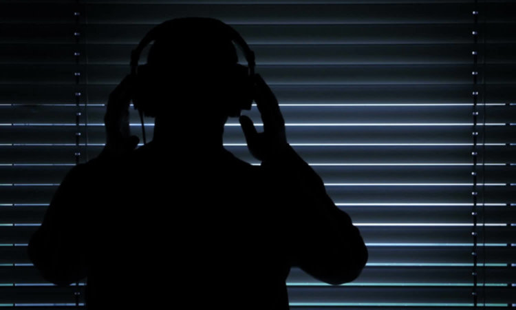 Немецкие исследователи нашли дыру в передаче данных. Фото.