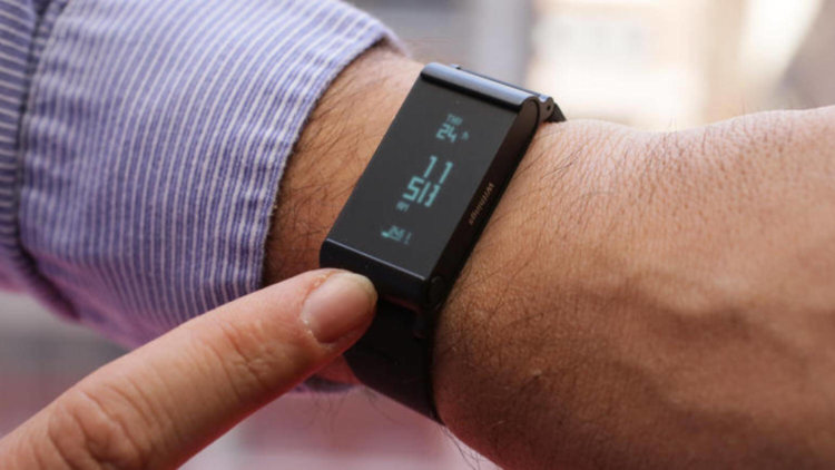Какой фитнес-трекер подарить: подборка лучших. Withings Pulse O2. Какой фитнес-трекер подарить: подборка лучших. Withings Pulse O2. Фото.