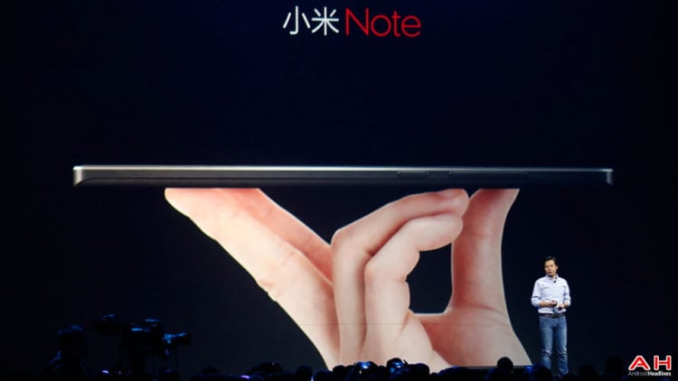Итоги презентации Xiaomi в Пекине. Xiaomi Mi Note Pro. Фото.
