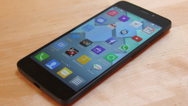 Увидеть всё: семь смартфонов с лучшей цветопередачей. Alcatel One Touch Idol X+. Фото.