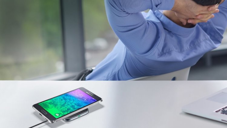 Увидеть всё: семь смартфонов с лучшей цветопередачей. Samsung Galaxy Alpha. Фото.