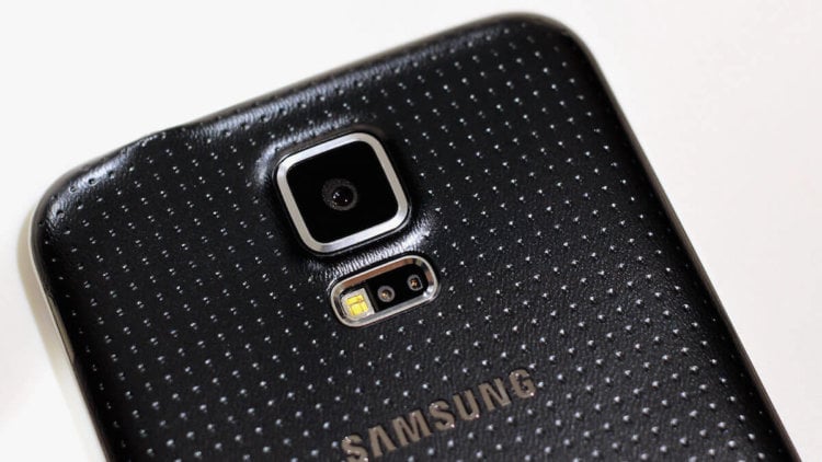 Мощи Galaxy S6 можно позавидовать. Фото.