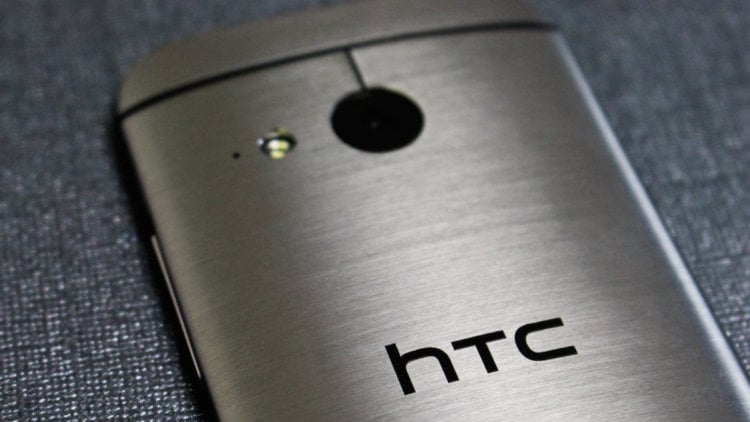 Чего ждать от близящейся CES 2015? HTC. Фото.