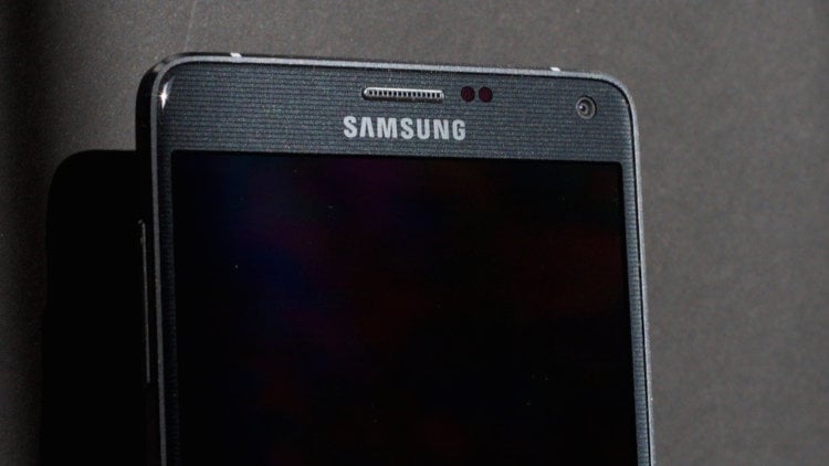 Мощи Galaxy S6 можно позавидовать. Фото.