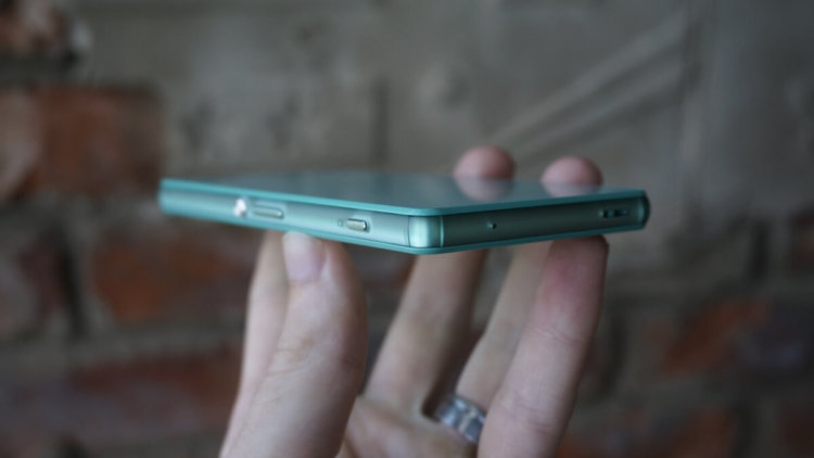 Чем недовольны владельцы Sony Xperia Z3 Compact? Неидеальные свайпы. Фото.