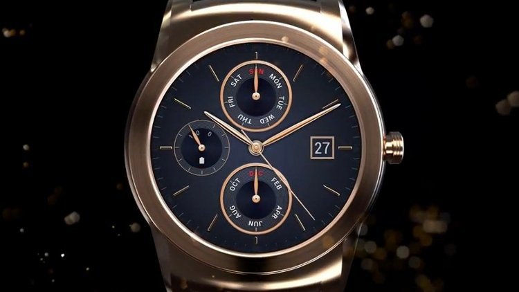 Новые Apple Watch и часы-телефон LG Watch Urbane. Что общего? Фото.