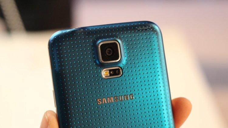 Водозащите в Galaxy S7 — быть! Фото.