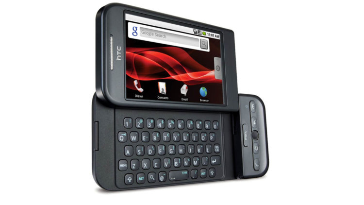 Первым Android-смартфоном был HTC Dream или Google G1? Фото.