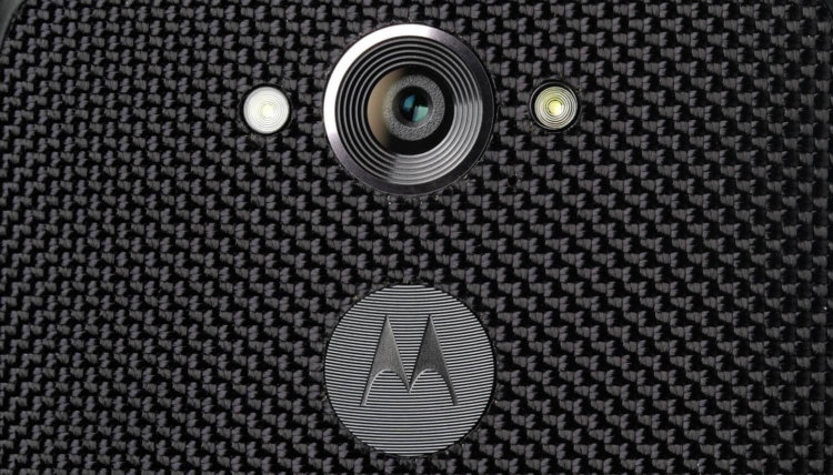 С кем Motorola лучше живётся: Google или Lenovo? Фото.