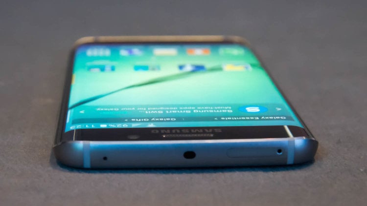 Так ли хорош дисплей Galaxy S6 Edge? Фото.