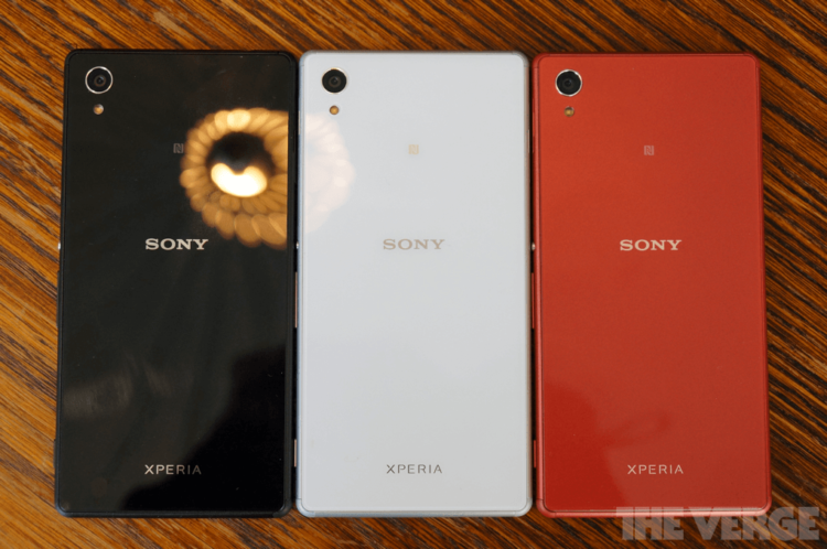 Sony на MWC 2015: флагманский планшет и среднебюджетный смартфон. Xperia M4 Aqua. Фото.