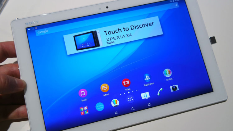 Какой девайс на MWC 2015 вам понравился больше всего? Sony Xperia Z4 Tablet. Фото.