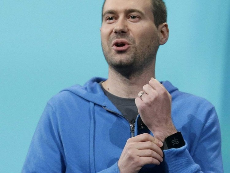 6 преимуществ Android Wear перед Apple Watch. Фото.