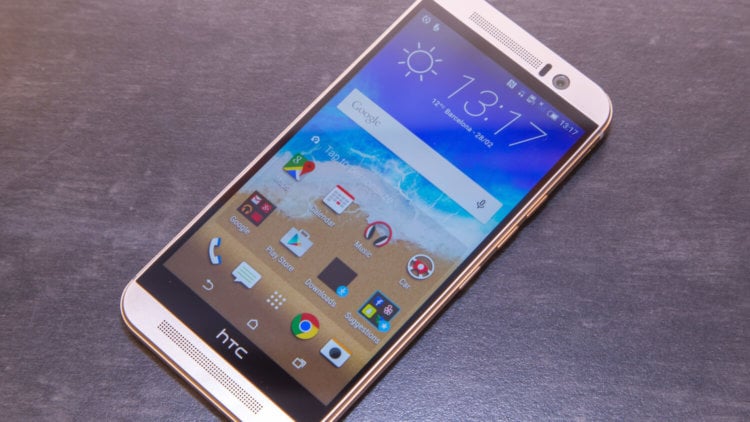 Опрос: лучшие смартфоны первой половины 2015 года. HTC One M9. Фото.