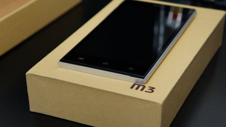 Почему недорог Xiaomi Mi3? Фото.