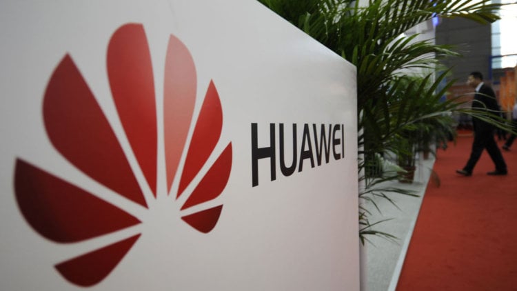 Huawei Honor 7i сможет «поднять перископ». Фото.