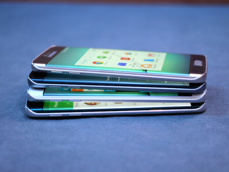Покупайте Galaxy S6 и не покупайтесь на Edge. Экран Galaxy S6 Edge бликует. Фото.