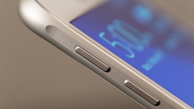 Порадует ли Galaxy S7 своей автономностью? Фото.