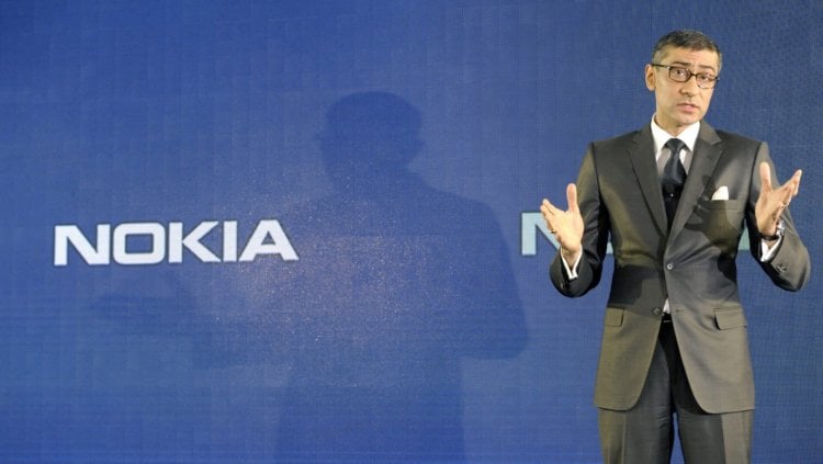 Семь пятниц на неделе Nokia: выпускать ли компании смартфоны? Фото.