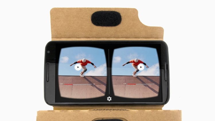 Google планирует сделать виртуальную реальность по-настоящему реальной. Cardboard. Фото.
