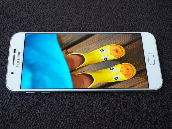 Новые подробности о премиальном Galaxy A8. Фото.