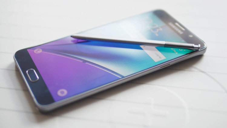 Экран Galaxy Note 5 снова лучший на рынке. Фото.