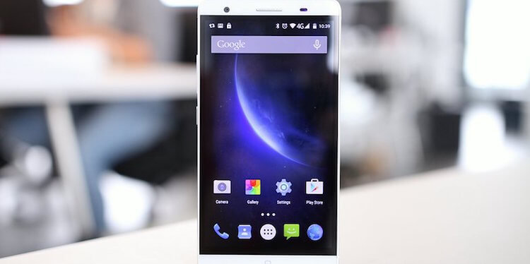 Худшие смартфоны 2015 года: определенно не те девайсы, к которым стоит присмотреться. 1. Mlais M7. Фото.