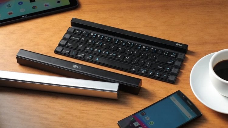 LG приготовила чудо-клавиатуру для вашего смартфона. Фото.