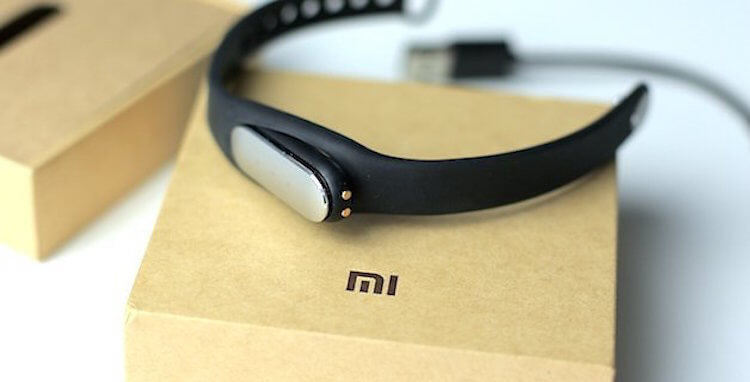 5 лучших фитнес-браслетов. Mi Band. 5 лучших фитнес-браслетов. Mi Band. Фото.