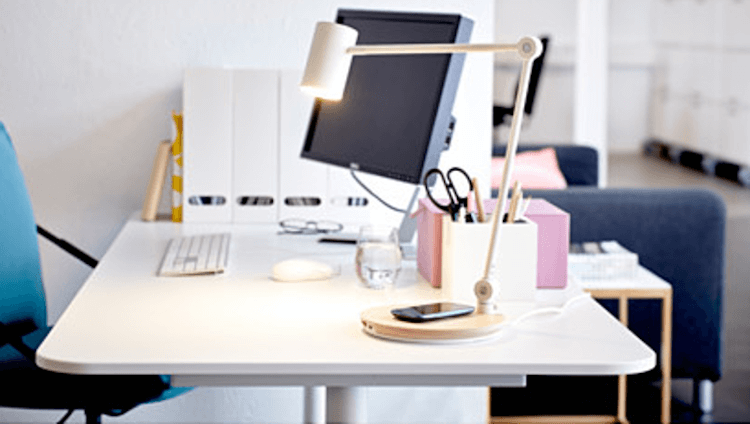 Заслуживают ли внимания беспроводные зарядки? Заслуживают ли внимания беспроводные зарядки? Фото.